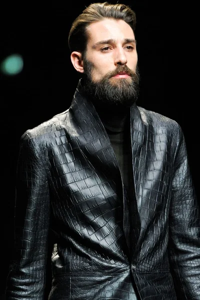 Look 49